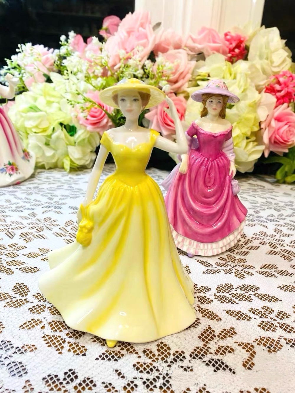 Royal Doulton Figurine Set: Summer Breeze & Spring Time - Exclusive Club